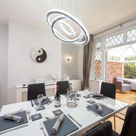 Mulberry House - Luxurious And Modern 4-Bed In Solihull Near Nec,Jlr, Airport, Resorts World, Hs2 Zewnętrze zdjęcie