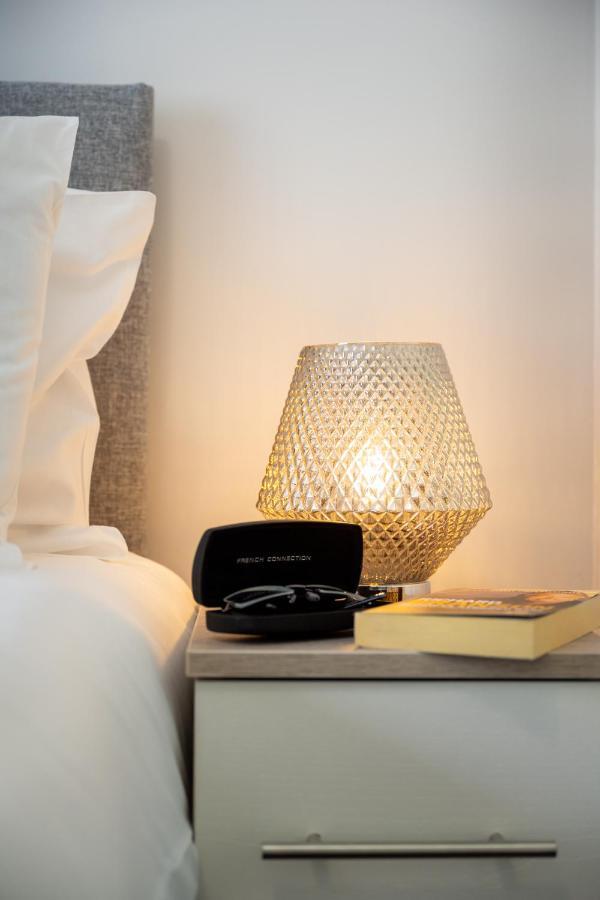 Mulberry House - Luxurious And Modern 4-Bed In Solihull Near Nec,Jlr, Airport, Resorts World, Hs2 Zewnętrze zdjęcie