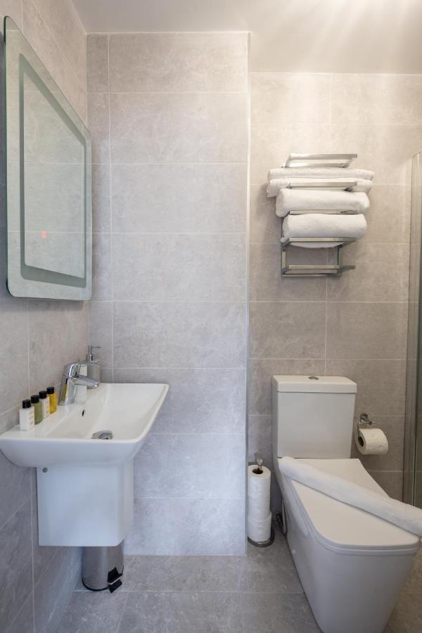 Mulberry House - Luxurious And Modern 4-Bed In Solihull Near Nec,Jlr, Airport, Resorts World, Hs2 Zewnętrze zdjęcie