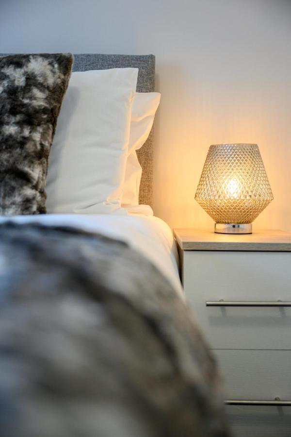 Mulberry House - Luxurious And Modern 4-Bed In Solihull Near Nec,Jlr, Airport, Resorts World, Hs2 Zewnętrze zdjęcie